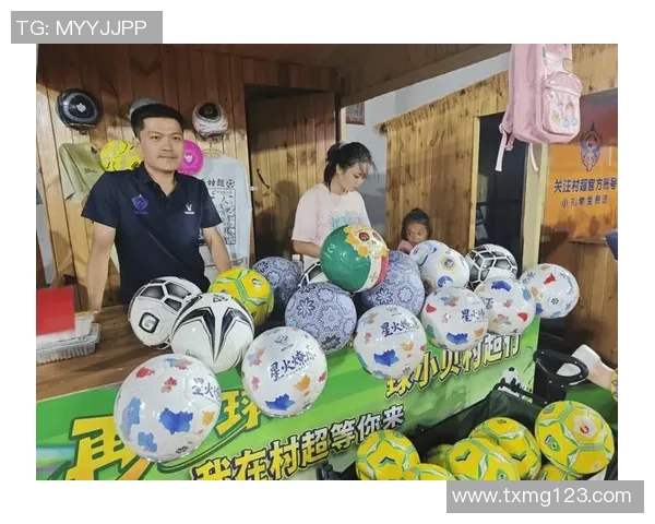 小场足球秀：激情对抗与团队合作的完美结合，尽享足球魅力与乐趣