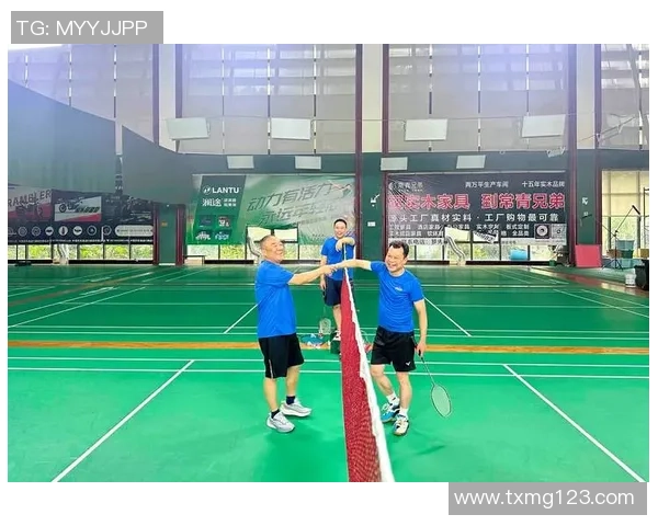 深圳羽毛球队的拼搏之路与冠军赛背后的故事揭秘